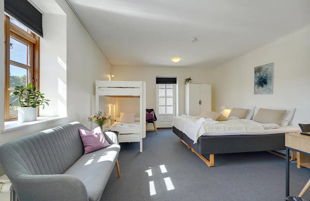 Skjoldbjerg Garnihotel-1