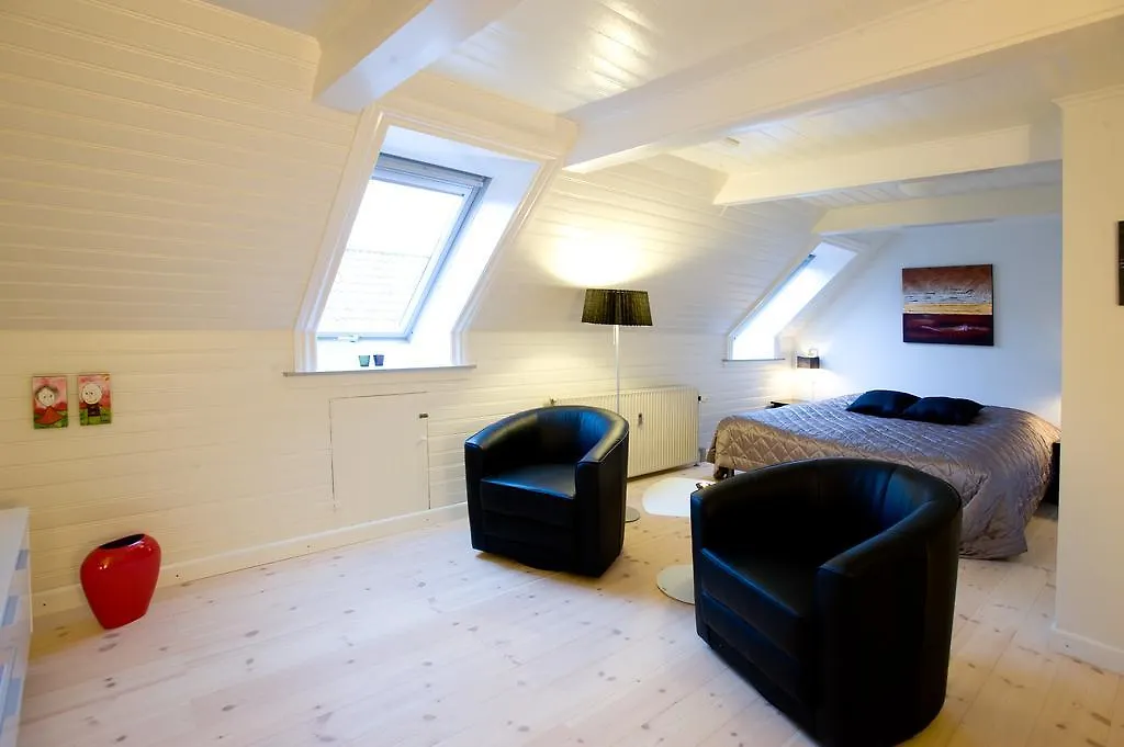 Den Gamle Kobmandsgaard Bed & Breakfast-1