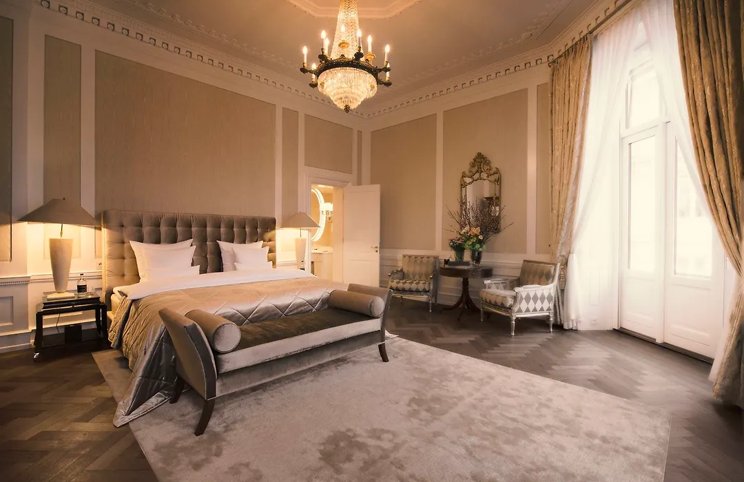 Hotel D'Angleterre-1