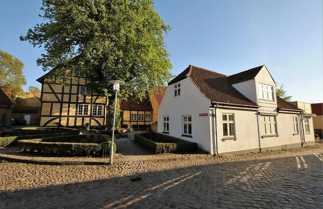 Hotel Postgaarden Mariager-1