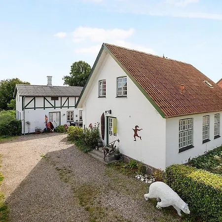 Korinth Bed & Breakfast-3