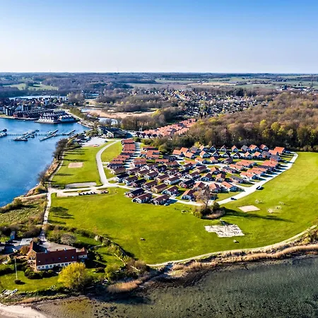 Enjoy Resorts Marina Fiskenaes - Wellness & Waterpark-3