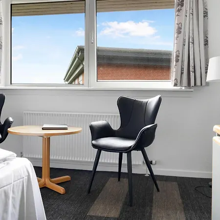 Hotel Vissenbjerg Storkro-2