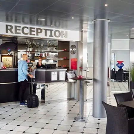 Cabinn Express-2