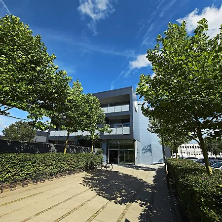 Living Suites-2