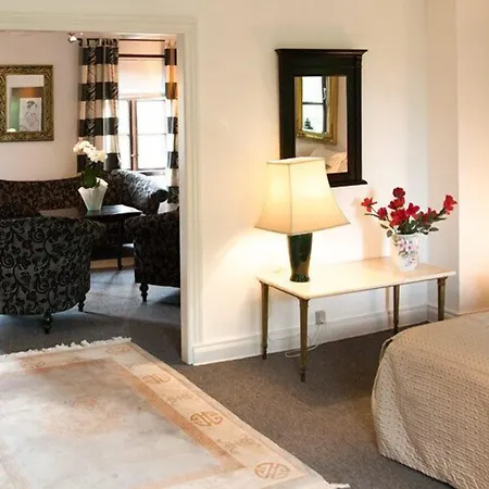 Hotel Tranekaer Slotskro-2