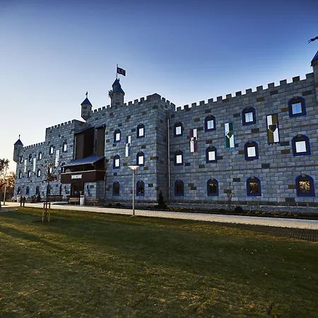 Legoland Castle Hotel-2