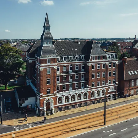 Milling Hotel Plaza-3