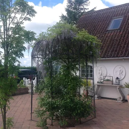 Bed And Breakfast - Stakdelen 47-2