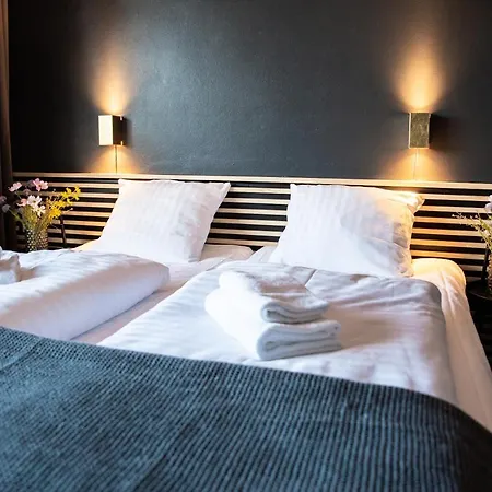 Hotel-B-3