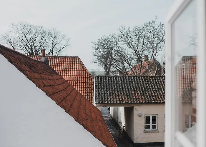 Kjobing Manor Bed and Breakfast Ærøskøbing