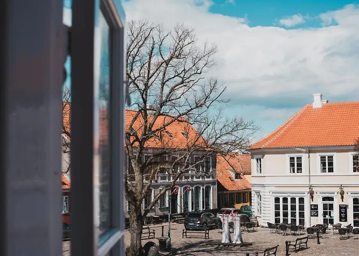 Kjobing Manor Bed and Breakfast Ærøskøbing