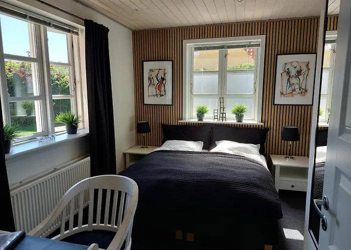Toftegården Guesthouse - Rooms