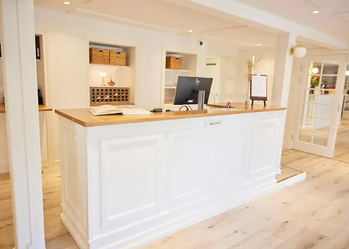 Hjorths Badehotel Kandestederne