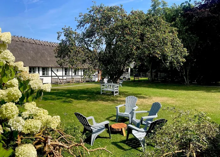 Kirsebærkroen - The Inn Between Præstø