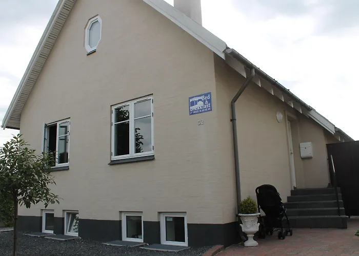 Amalie Bed And Breakfast & Apartments