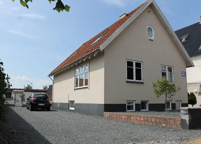 Amalie Bed And Breakfast & Apartments