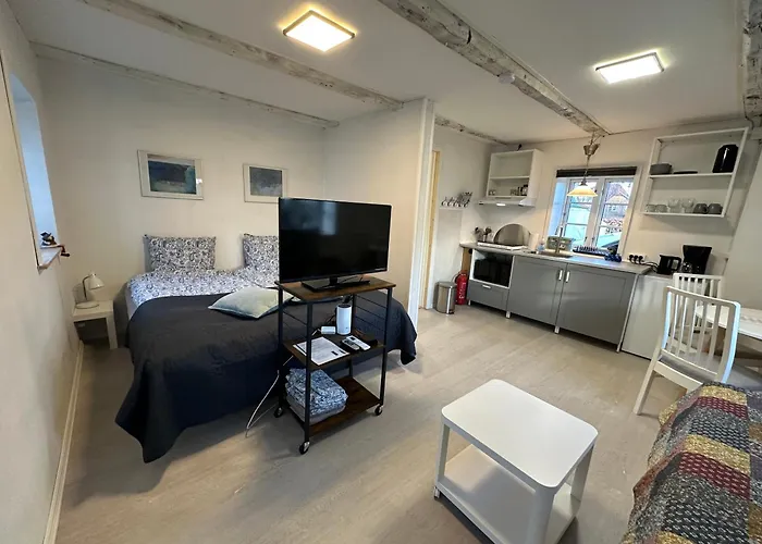 Bed&Breakfast “Den Gamle Lade I Hejls”