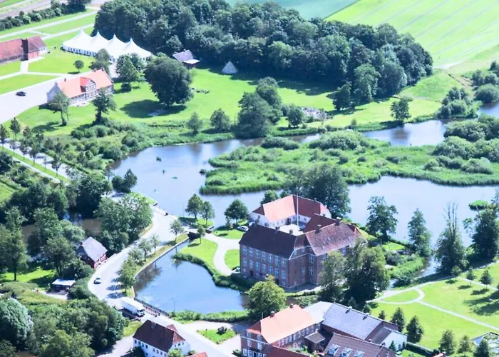Den Gamle Kro ved Gram slot