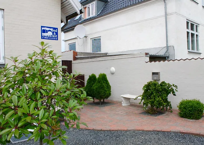 Amalie Bed And Breakfast & Apartments