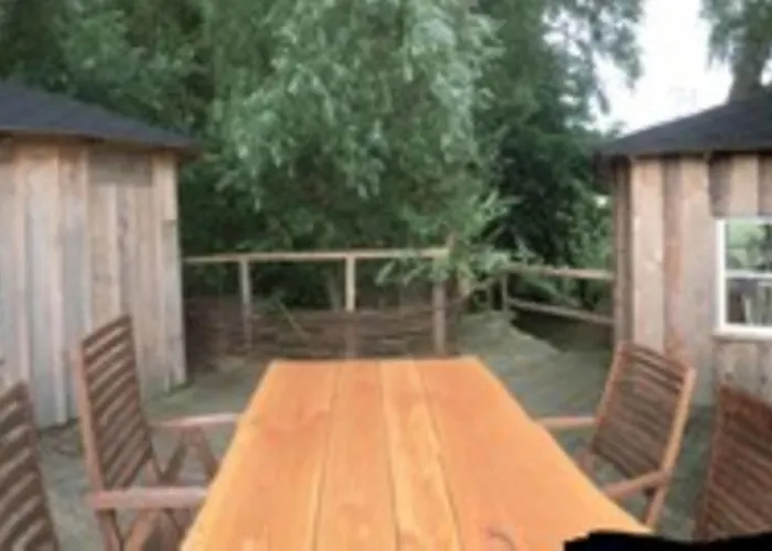 Treehouse B&B Rabjerg